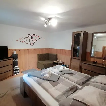 Csillag Vendeghaz Holiday home Repashuta